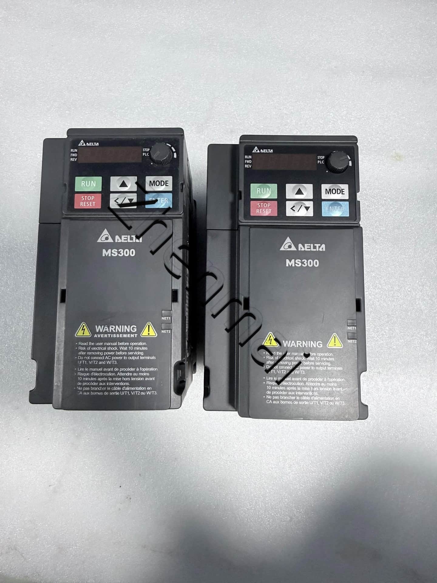 Tiontairí minicíochta 100% bunaidh agus fíor Delta 220V 2.2KW VFD11AMS21ANSAA Drive Servo Motor