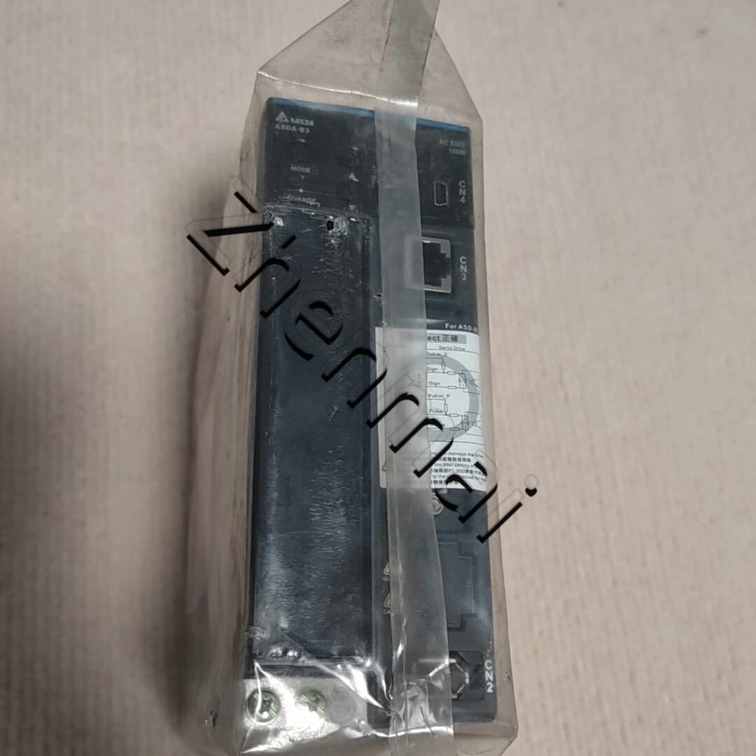 Tiontairí minicíochta 100% bunaidh agus fíor Delta ASD-B3-0121-L/100W Drive Servo Motor