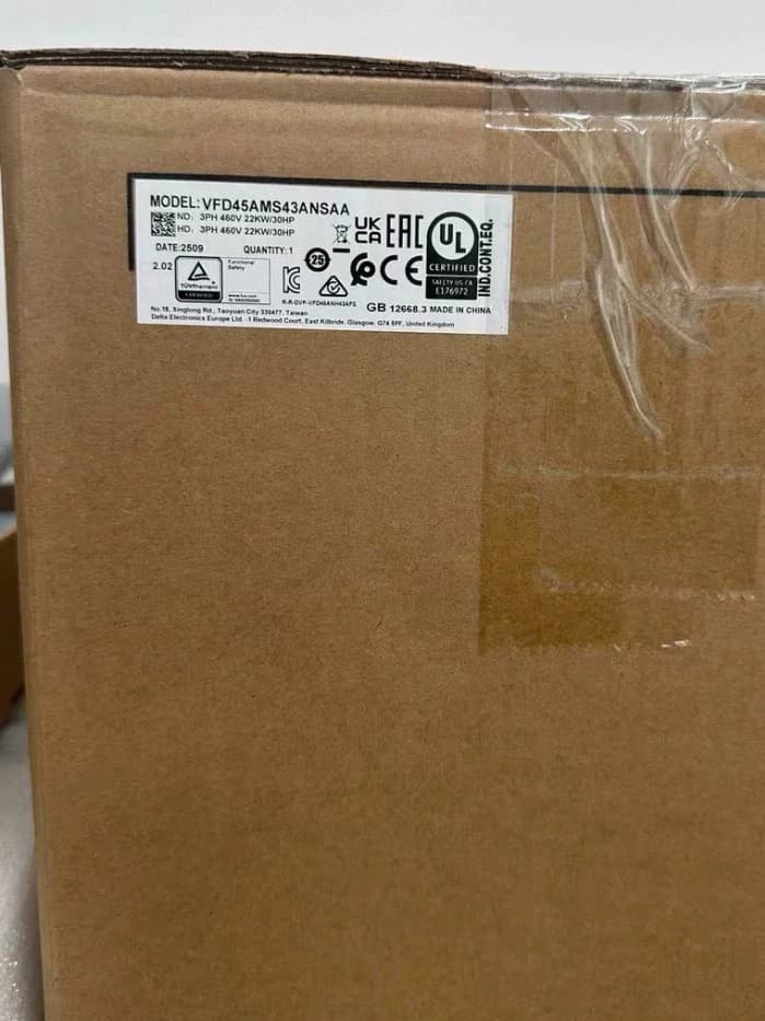 100% bunaidh agus fíor-nua Delta VFD45AMS43ANSAA 380V/22KW Tiontairí minicíochta Drive Servo Motor