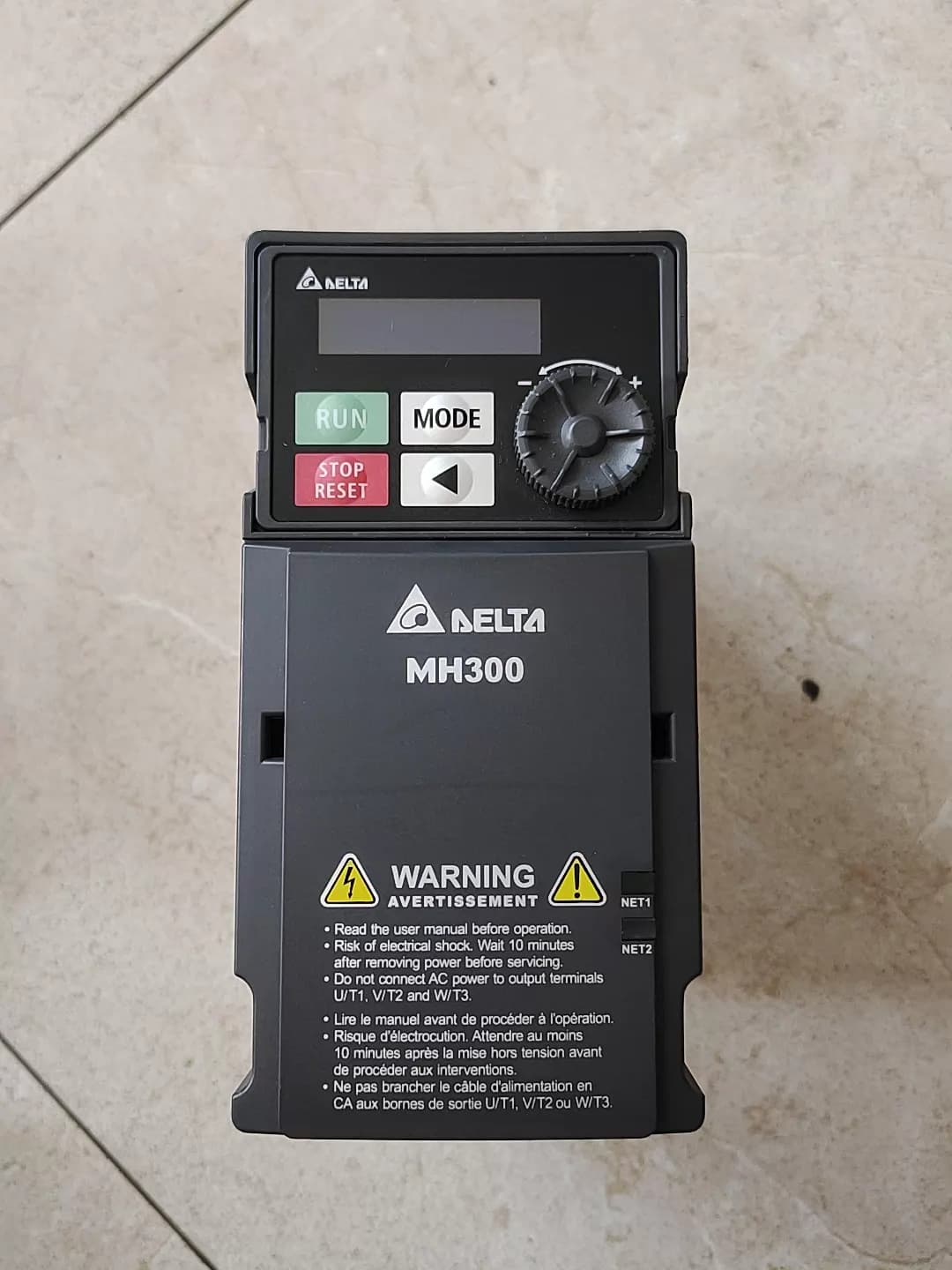 Tiontairí minicíochta 100% bunaidh agus fíor Delta VFD5A0MH21ANSAA 0.75KW 220V Drive Servo Motor