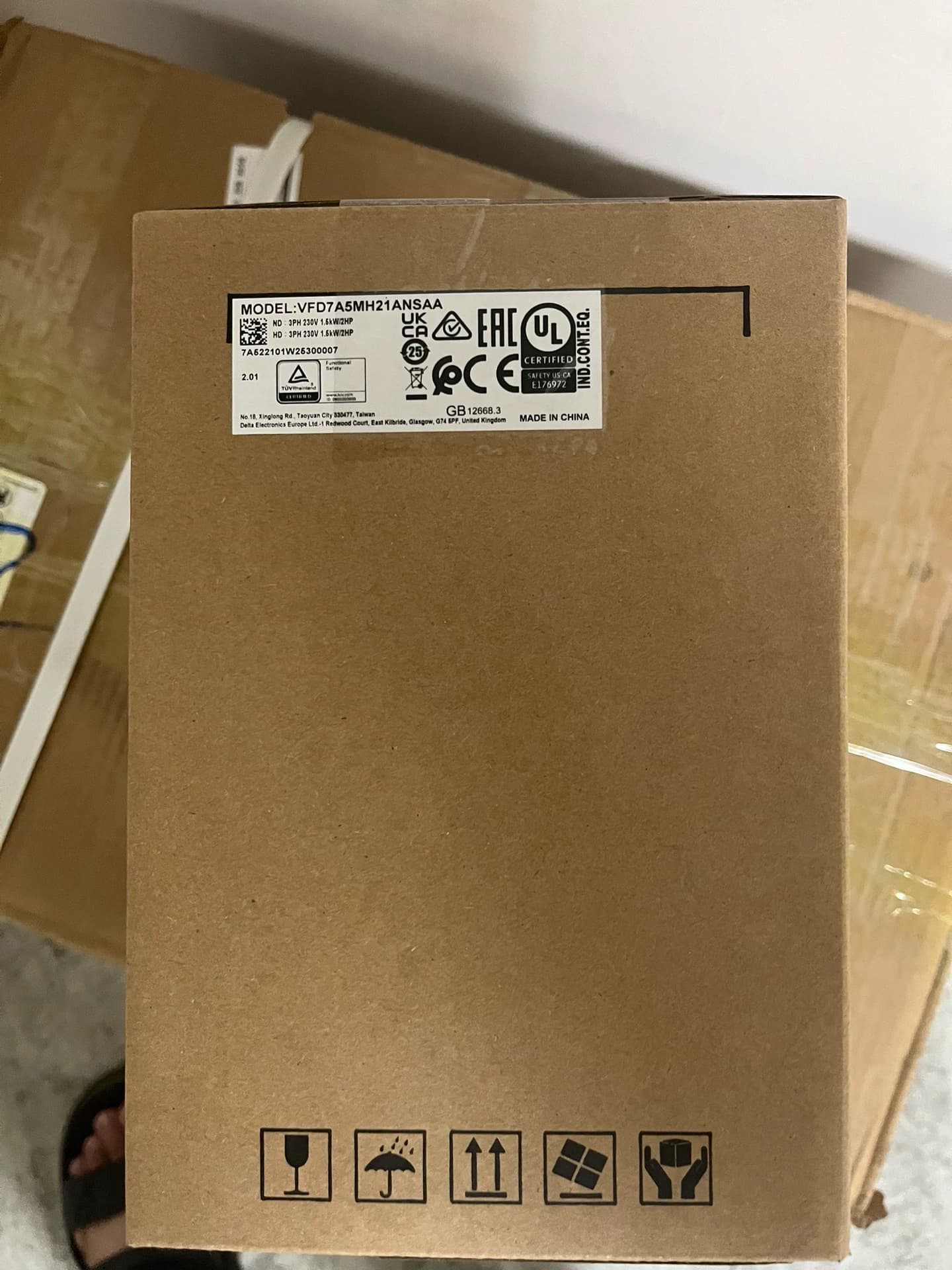 Tiontairí minicíochta 100% bunaidh agus fíor Delta VFD7A5MH21ANSAA 1.5KW 220V Drive Servo Motor