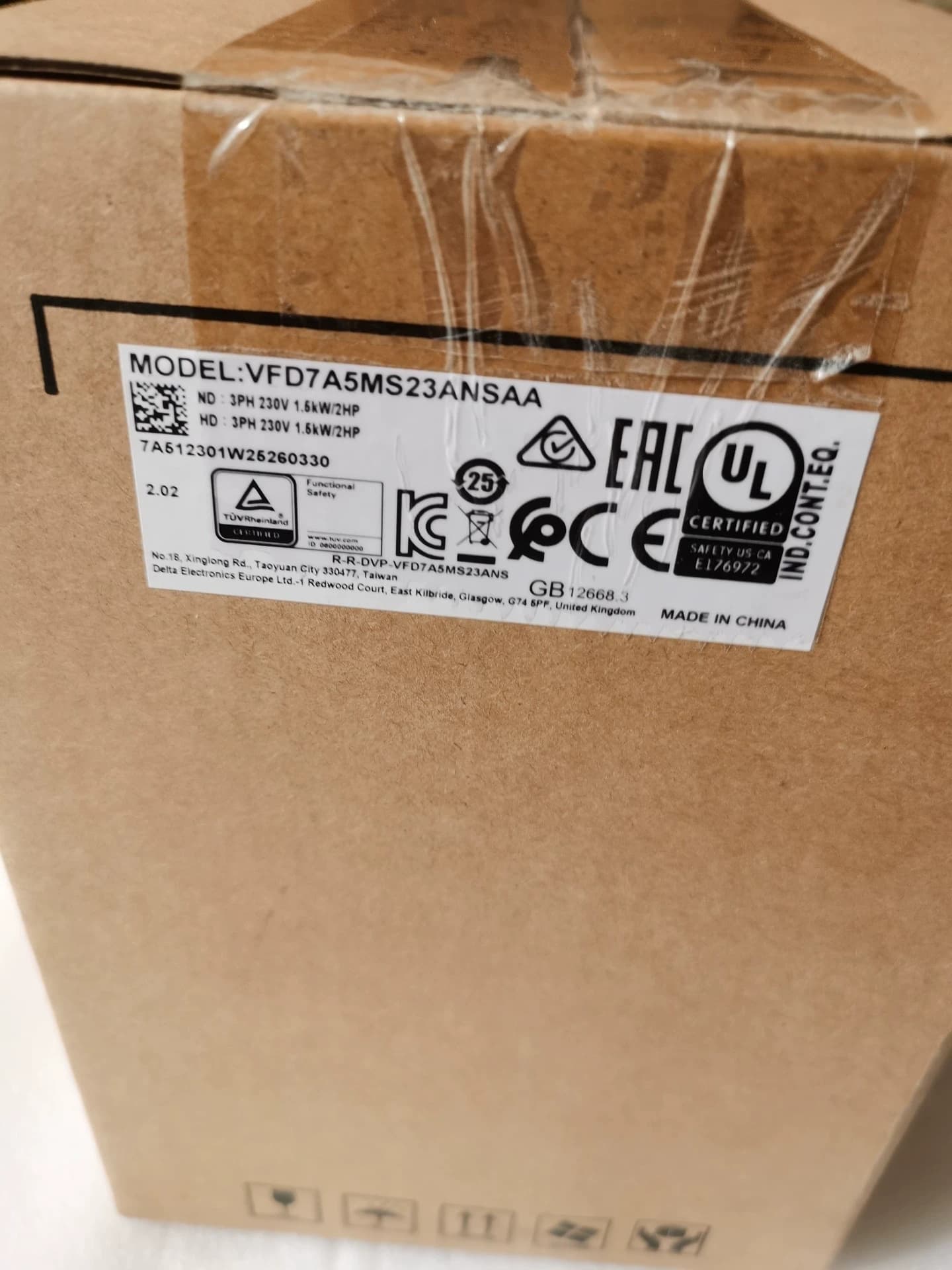 Tiontairí minicíochta 100% bunaidh agus fíor Delta VFD7A5MS23ANSAA 1.5KW trí phas220V Drive Servo Motor