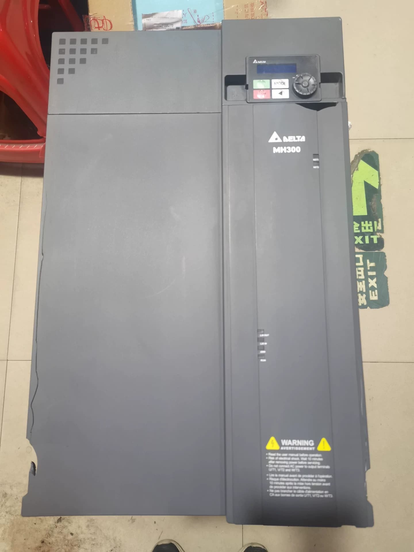 100% bunaidh agus fíor-nua Delta VFD91AMH43ANSAA(45KW) Tiontairí minicíochta Drive Servo Motor