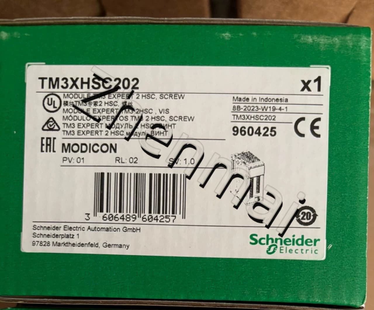 100% úrnua, bunaidh agus fíor Schneider TM3XHSC202 Tiontairí minicíochta, scoradáin chiorcaid, teagmhálaithe, feistí cosanta