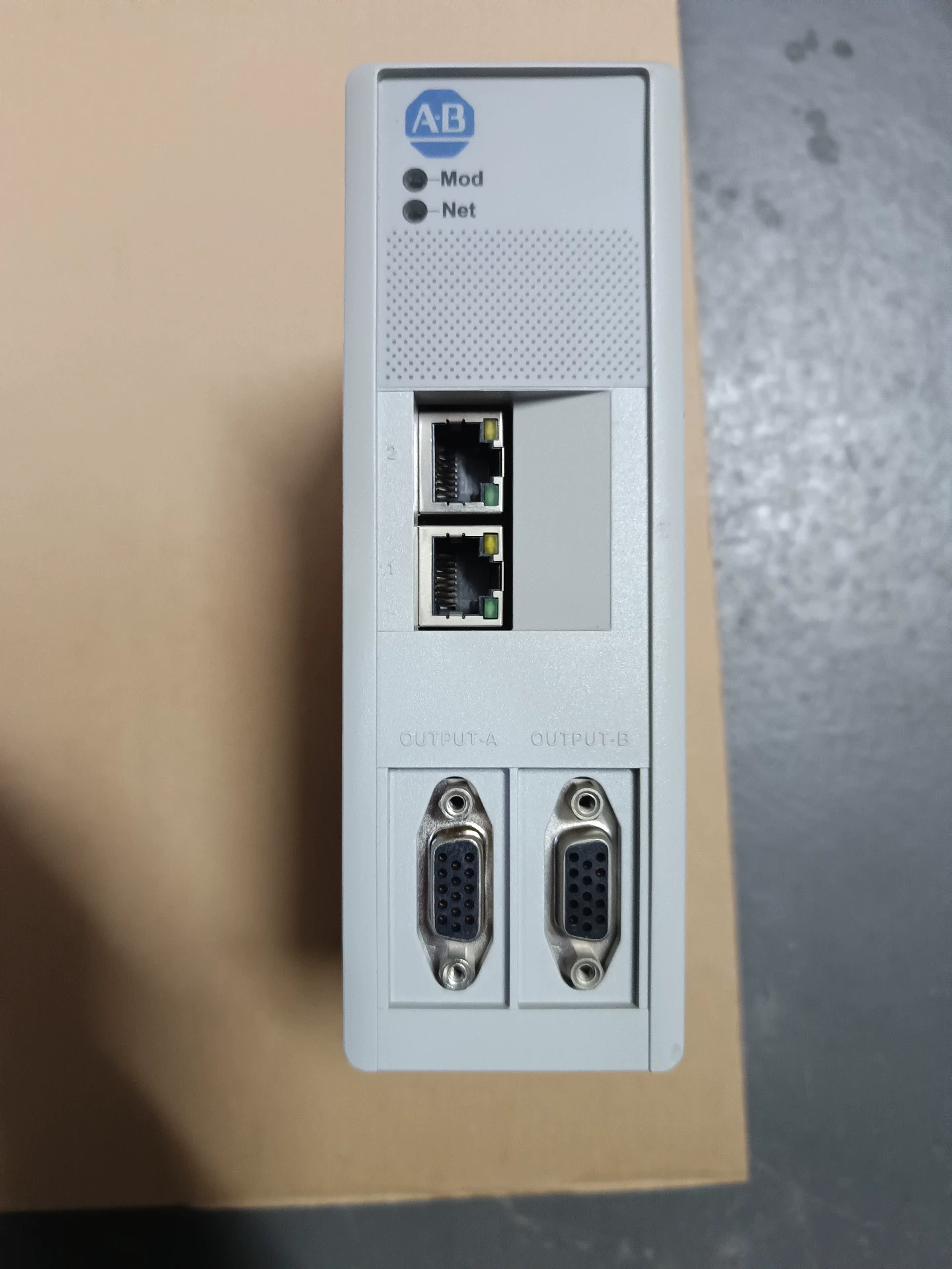 2198-ABQE Kinetix 5500 servo, branda nua agus fíor