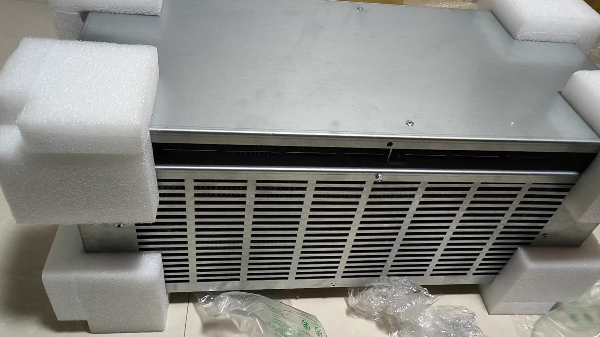 2198-R127 Kinetix 5700 servo, branda nua agus fíor seachadadh tapa