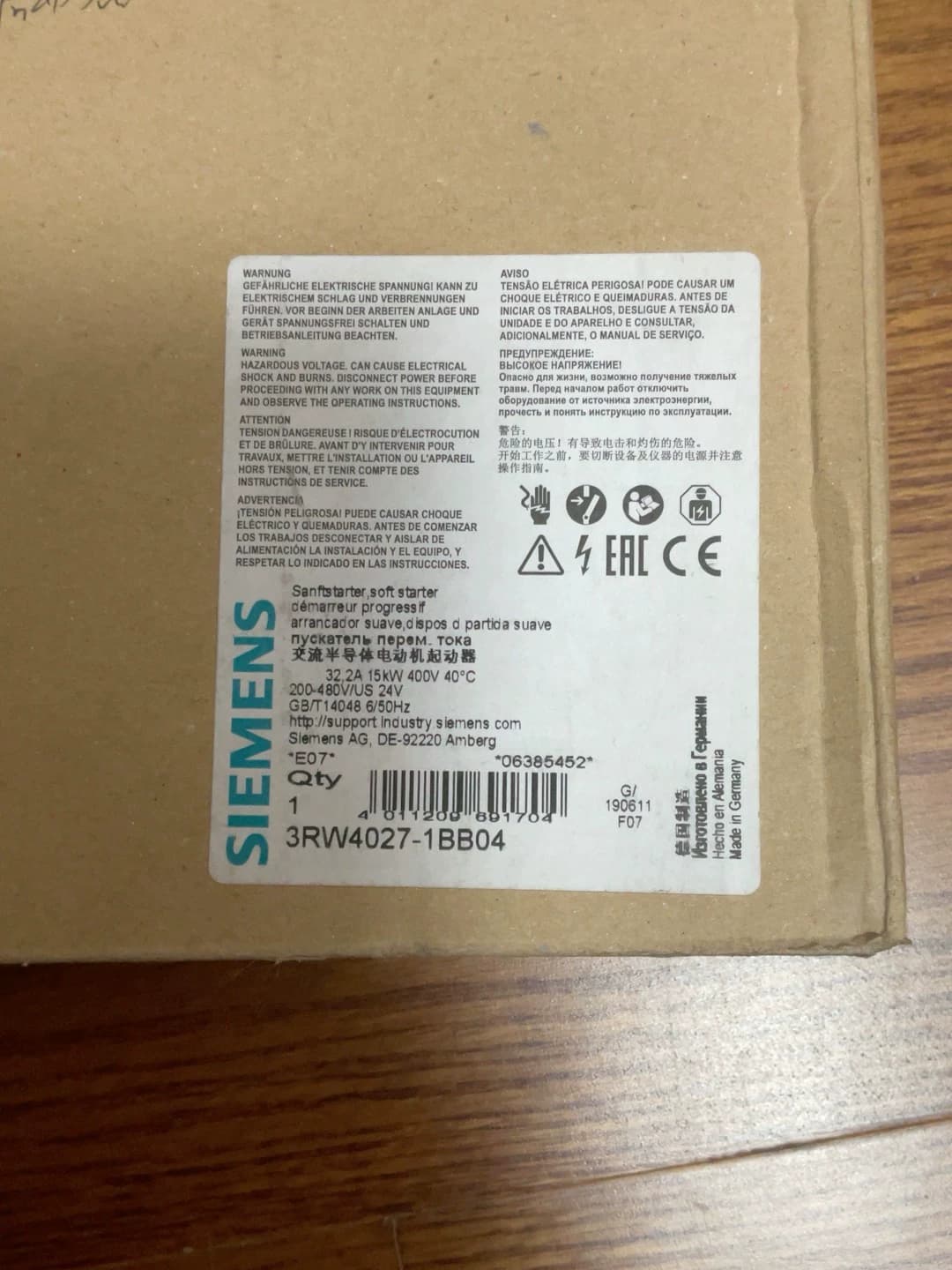 Siemens 3RW4027-1BB04 Tosaitheoir Bog SIRIUS SOFT STARTER