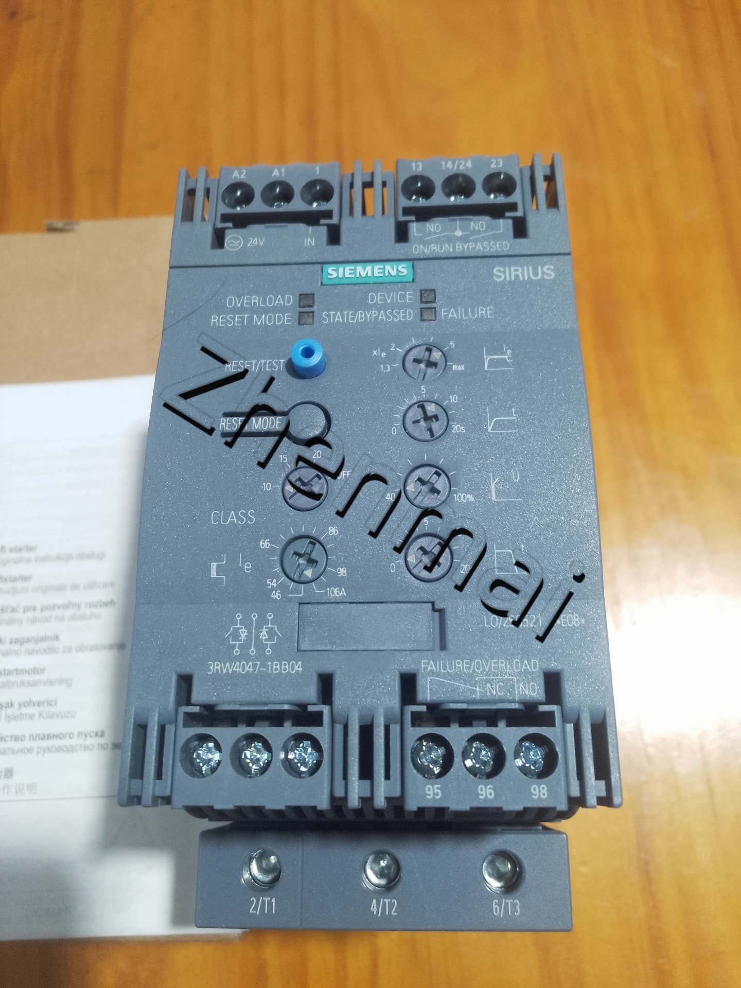 Siemens 3RW4047-1BB04 Tosaitheoir Bog SIRIUS SOFT STARTER