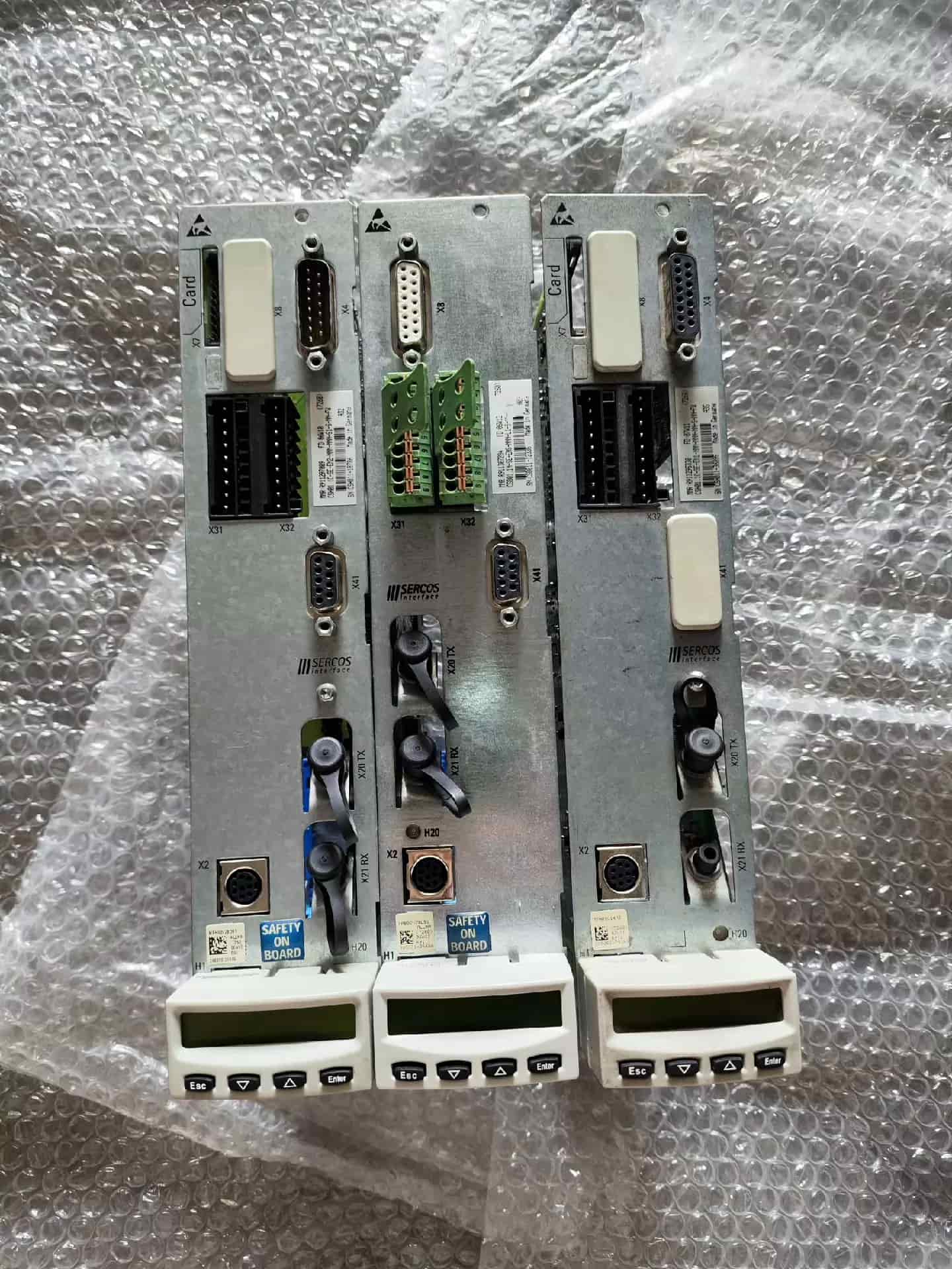 Tiomántán Servo Bunaidh Nua Bosch Rexroth CSH01.1C-SE-ENS-NNN-NNN-L1-S-NN-FW Servo Motor Shipping Fast