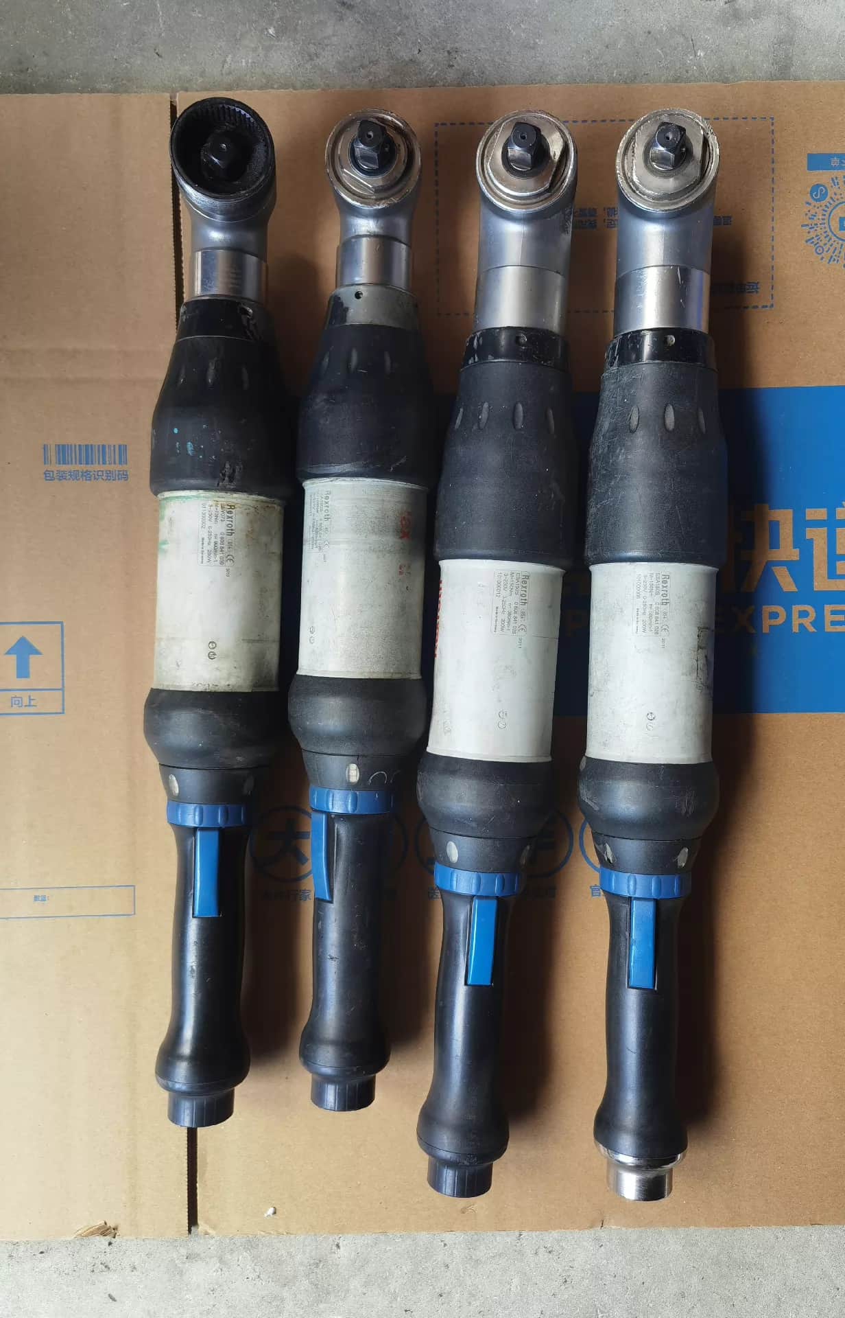 Tiomántán Servo Bunaidh Nua Bosch Rexroth Sreangán chasmhóiminte leictreach ESA075G  Servo Motor Shipping Fast