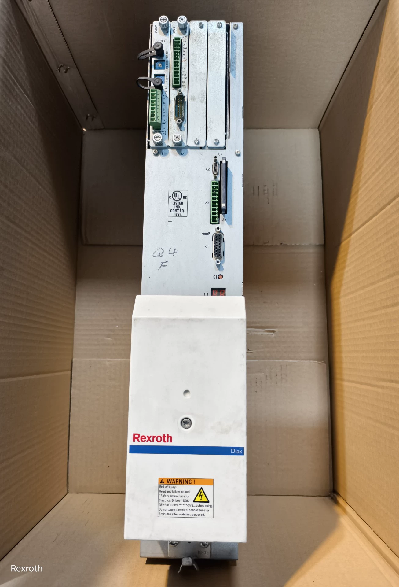 Tiomántán Servo Bunaidh Nua Bosch Rexroth HDS03.2-W075N-HS12-01-FW Servo Motor Shipping Fast