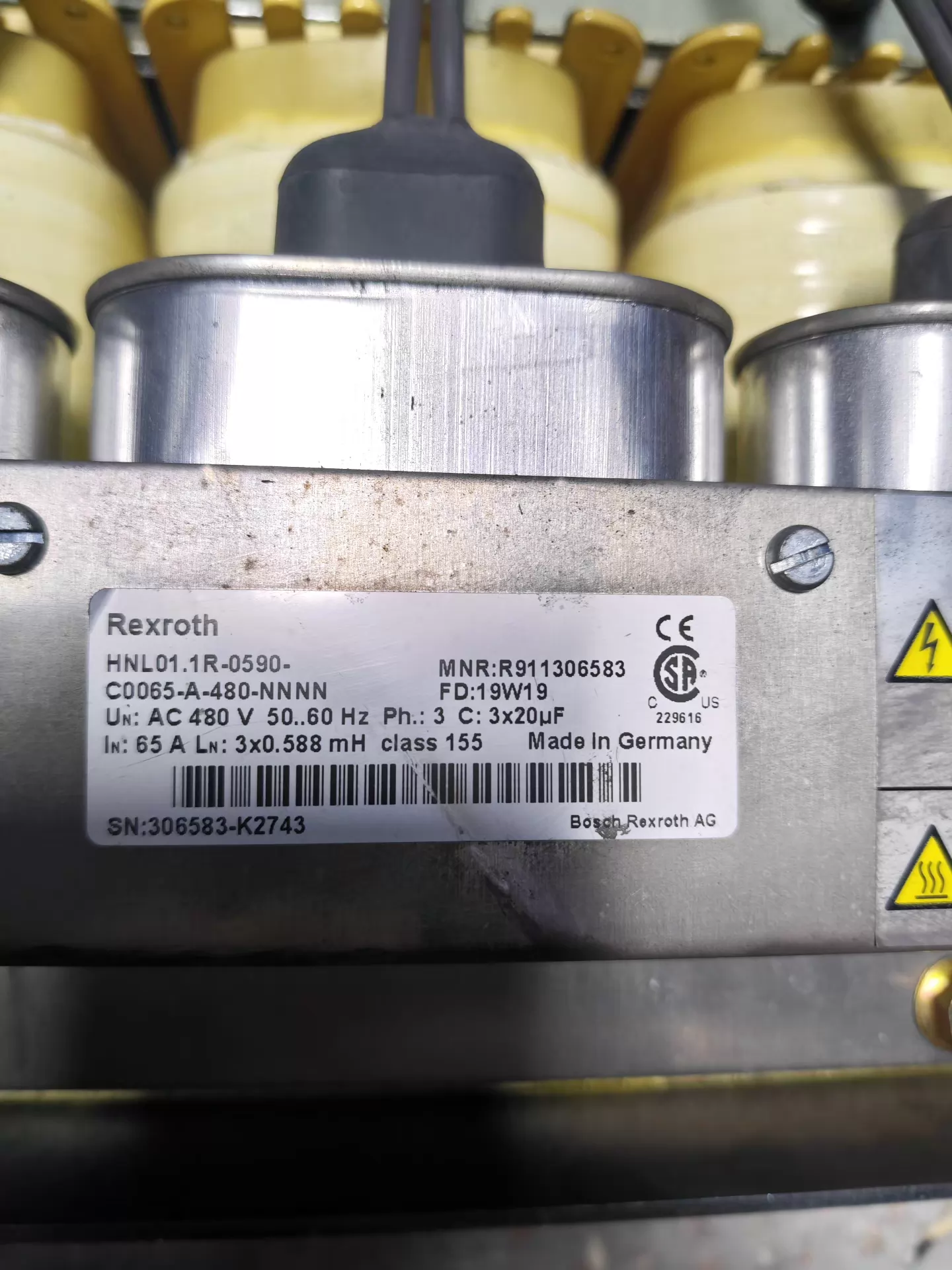 Tiomántán Servo Bunaidh Nua Bosch Rexroth HNL01.1R-0590-C0065-A-480-NNNN Servo Motor Loingseoireacht Fast