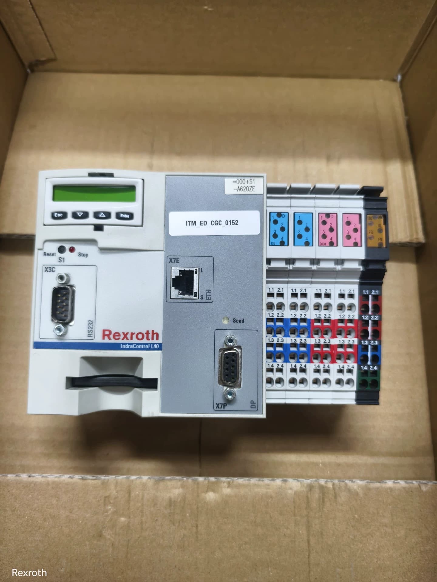 Tiomántán Servo Bunaidh Nua Bosch Rexroth PLC Mobule PLC rialaitheoir CML40.2-NP-330-NA-NNNN Servo Motor Fast Shipping