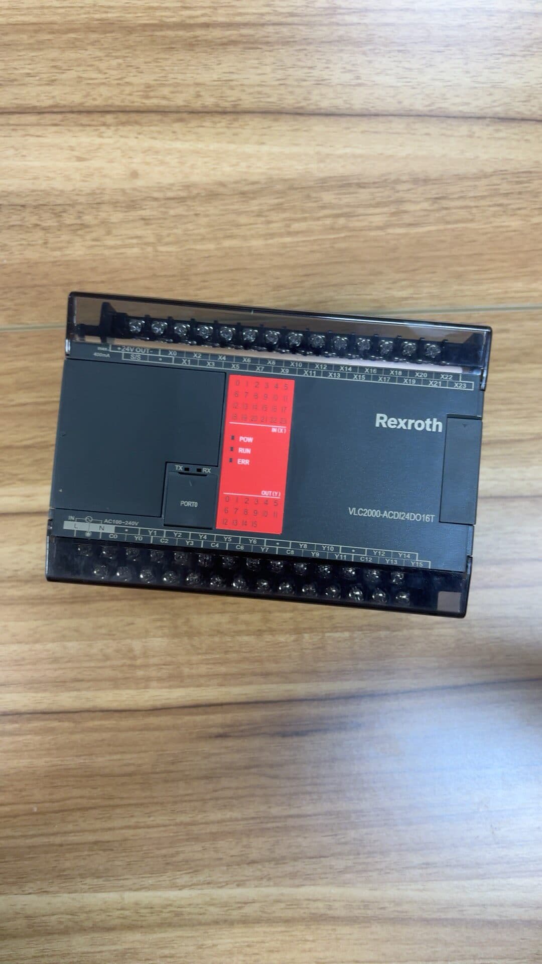 Tiomántán Servo Bunaidh Nua Bosch Rexroth PLC Modúl VLC2000-ACDI24DO16T Servo Motor Shipping Fast