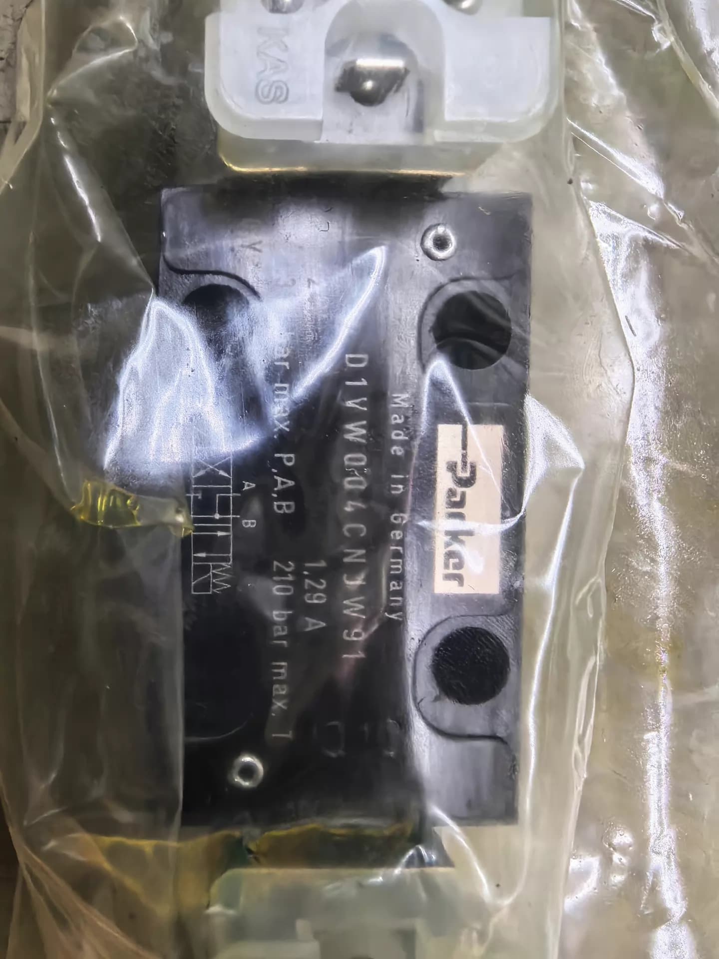 Parker Bunaidh Nua Branda D1VW004CNJW91 Tiomáineann Servo tiománaithe minicíochta athraitheach rialaitheoirí mótair servo Loingseoireacht Fast