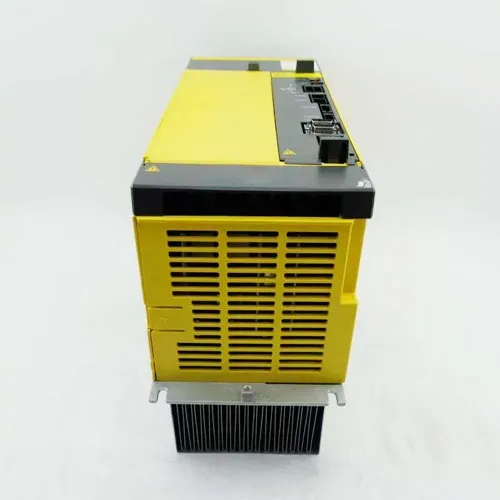 Fanuc A06B-6127-H106 Amplifier Servo Ardvoltais