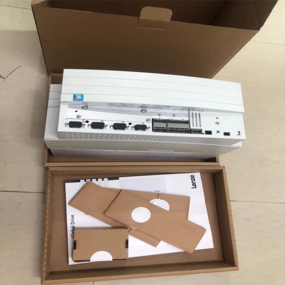 Fíor-Lenze Nua E82ZAFAC001 Modúl I/O Tionsclaíoch FedEx DHL Loingseoireacht tapa