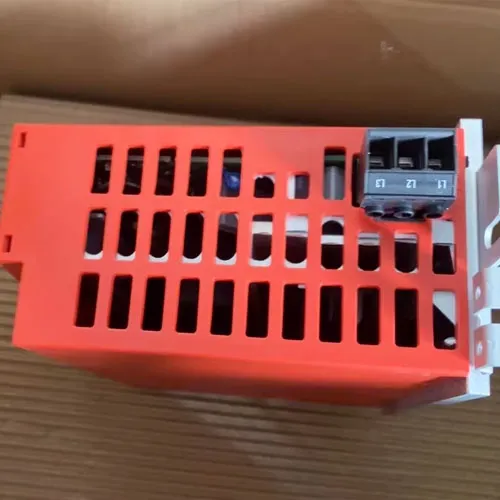 Inverter Minicíochta SEW EURODRIVE MC07B0011-5A3-4-00